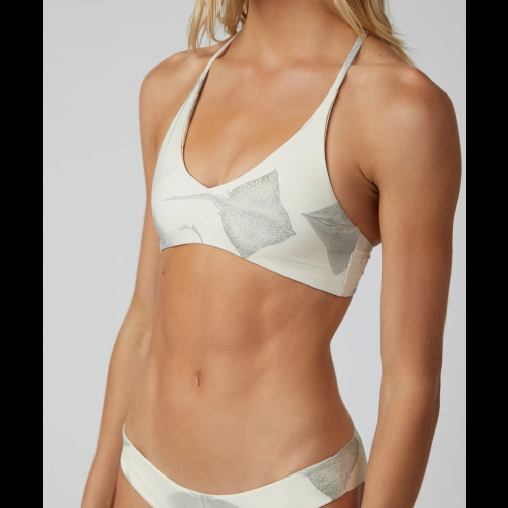 BOYS + ARROWS WING WOMAN SET